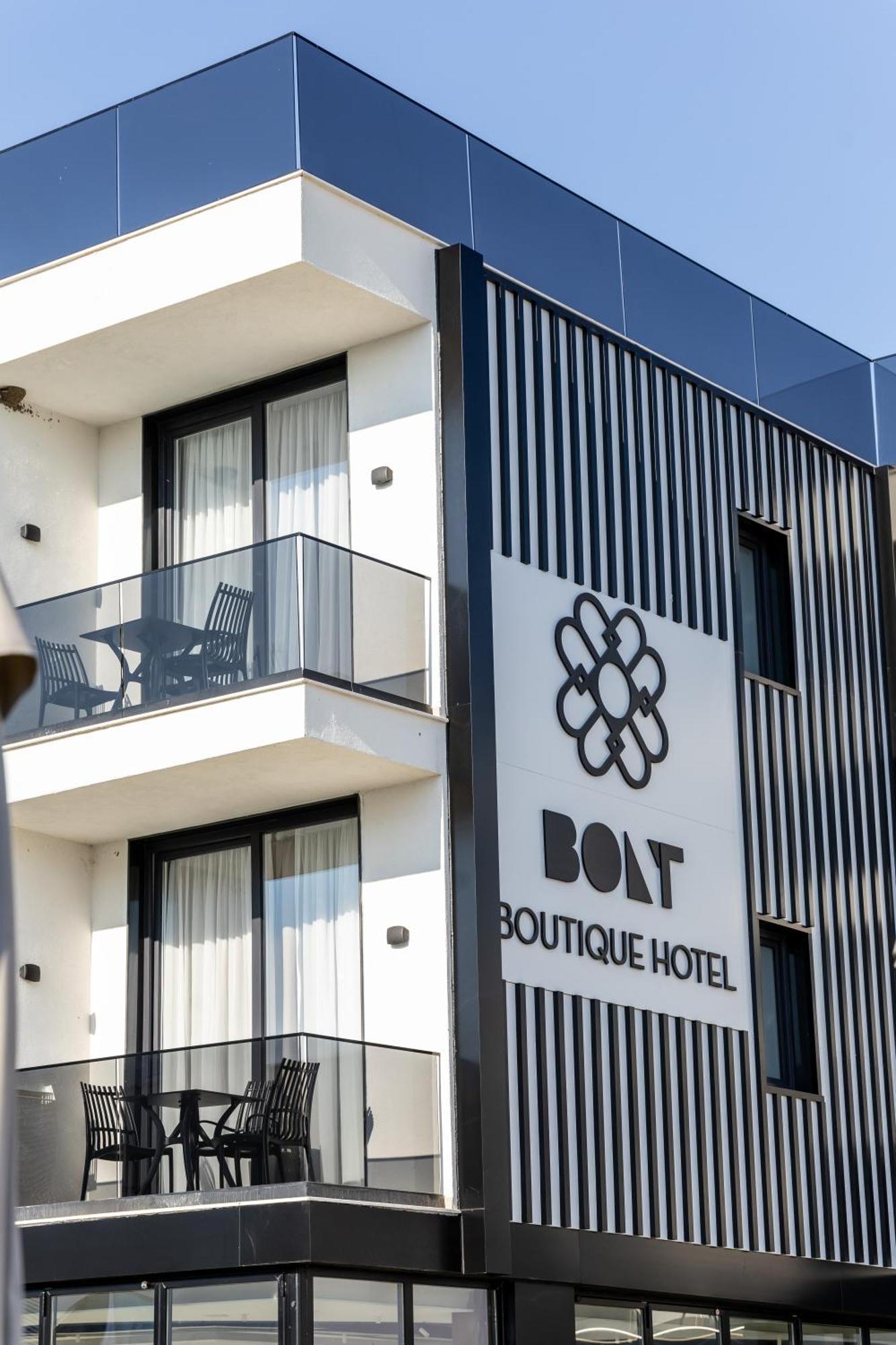 Bolt Boutique Hotel Лежа Экстерьер фото