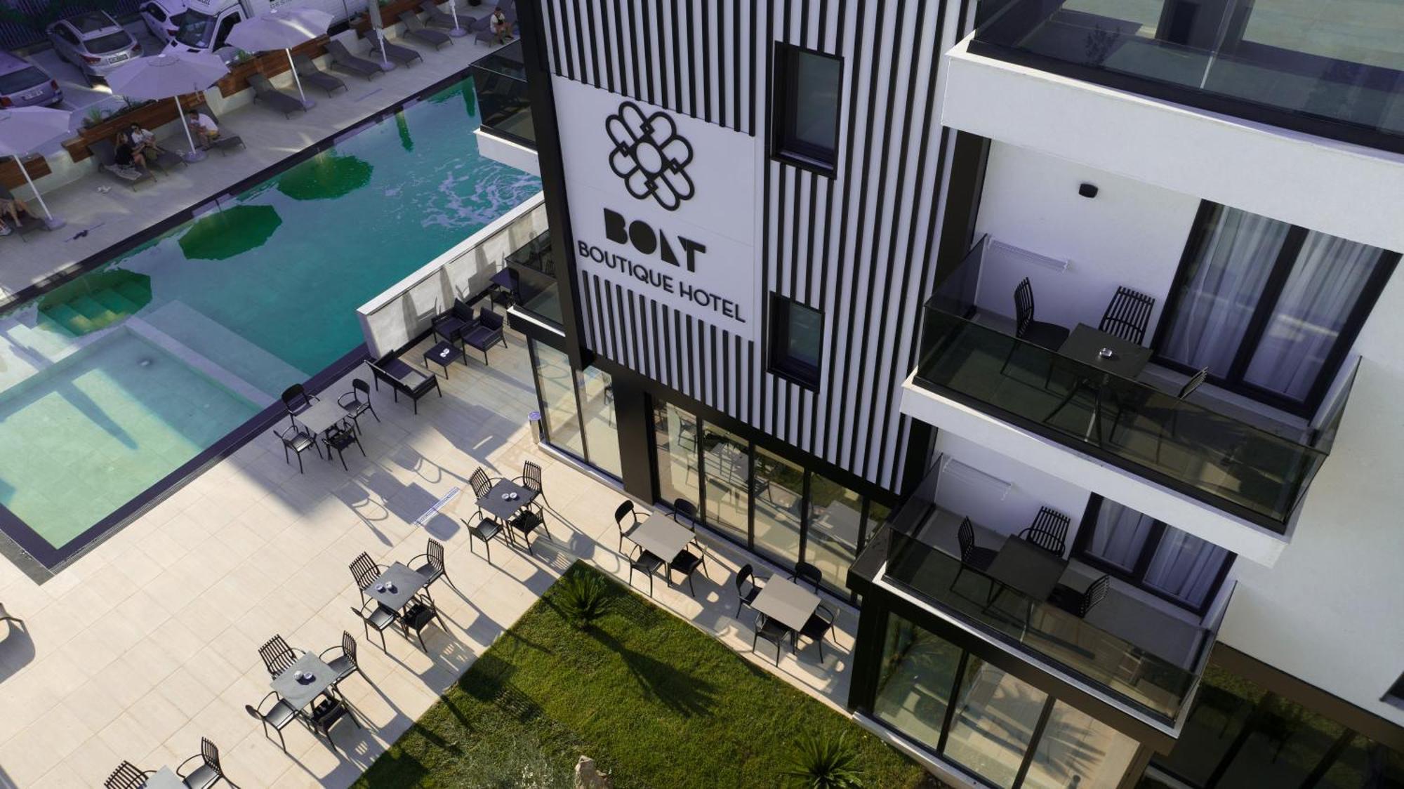 Bolt Boutique Hotel Лежа Экстерьер фото