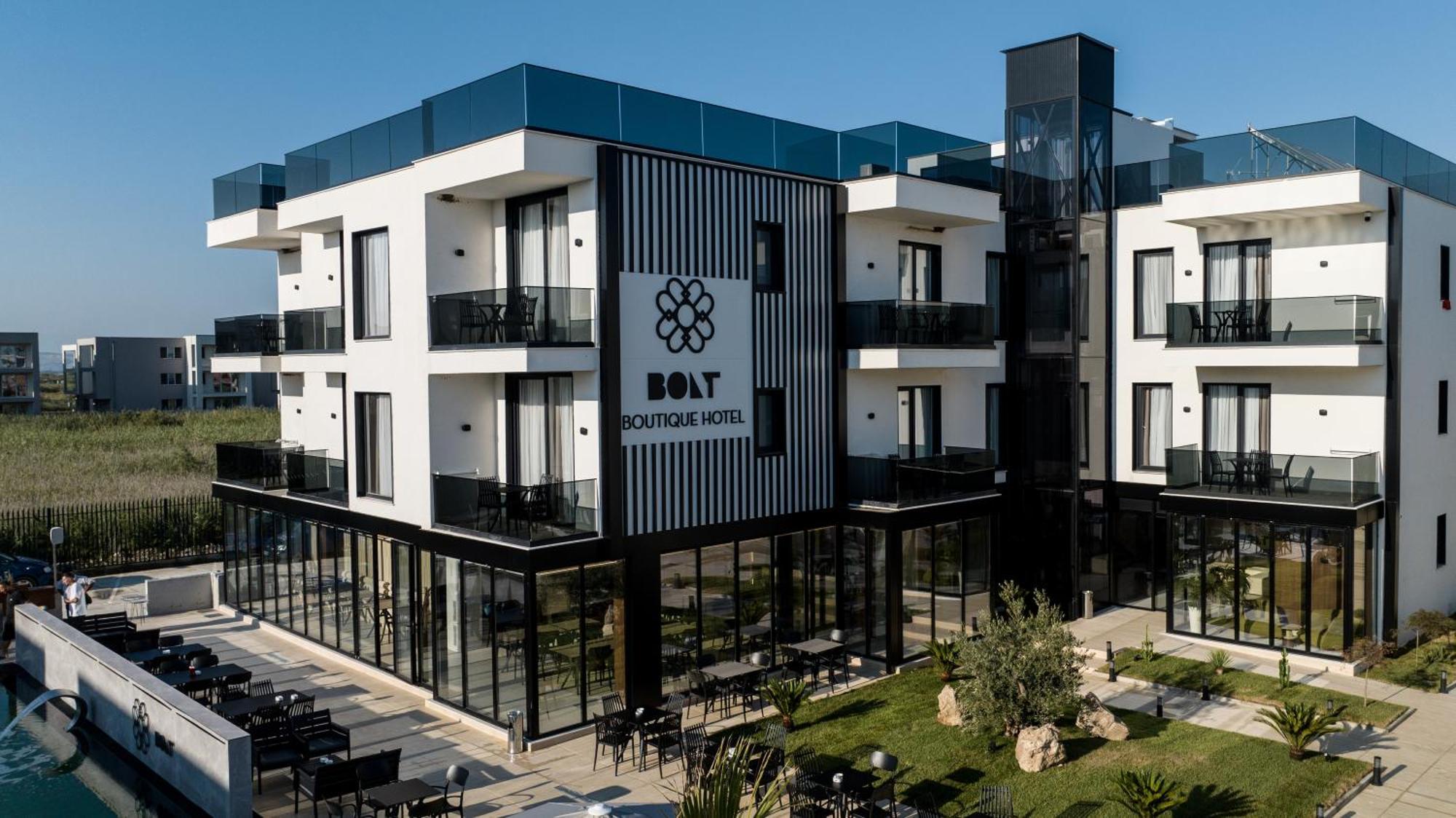 Bolt Boutique Hotel Лежа Экстерьер фото